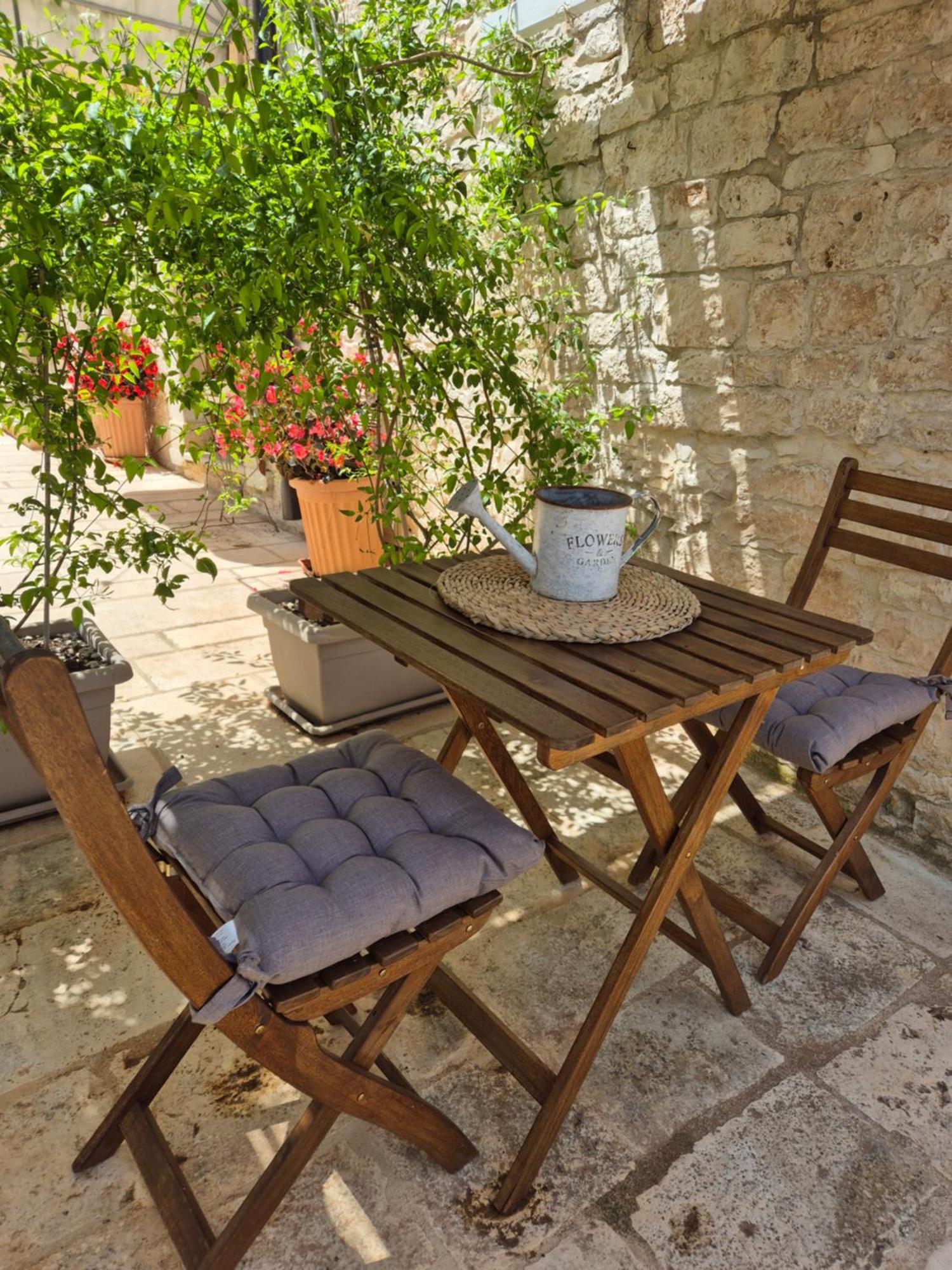 Hostal Il Trullo Di Nonna Lella Castellana Grotte Exterior foto